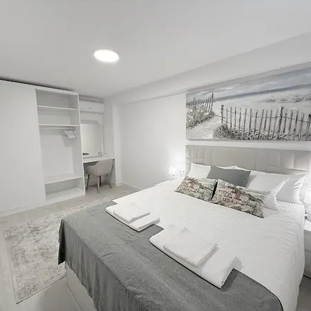 Penthouse En Avenida Rei Jaume I アパート
