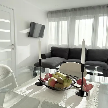 Penthouse En Avenida Rei Jaume I アパート ベニドルム